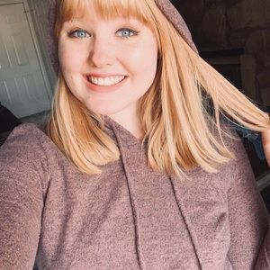 Light purple long sleeve w hoodie